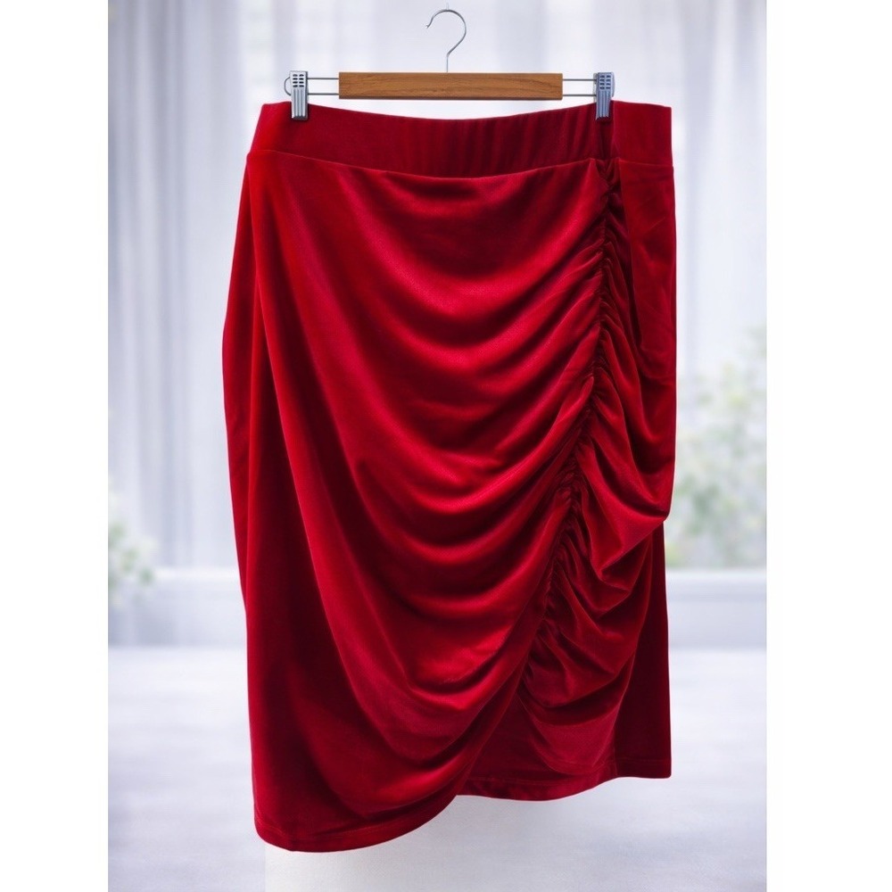 Torrid At The Knee Velvet Cinched Bodycon Party Skirt Jester Red Size‎ 3 3X